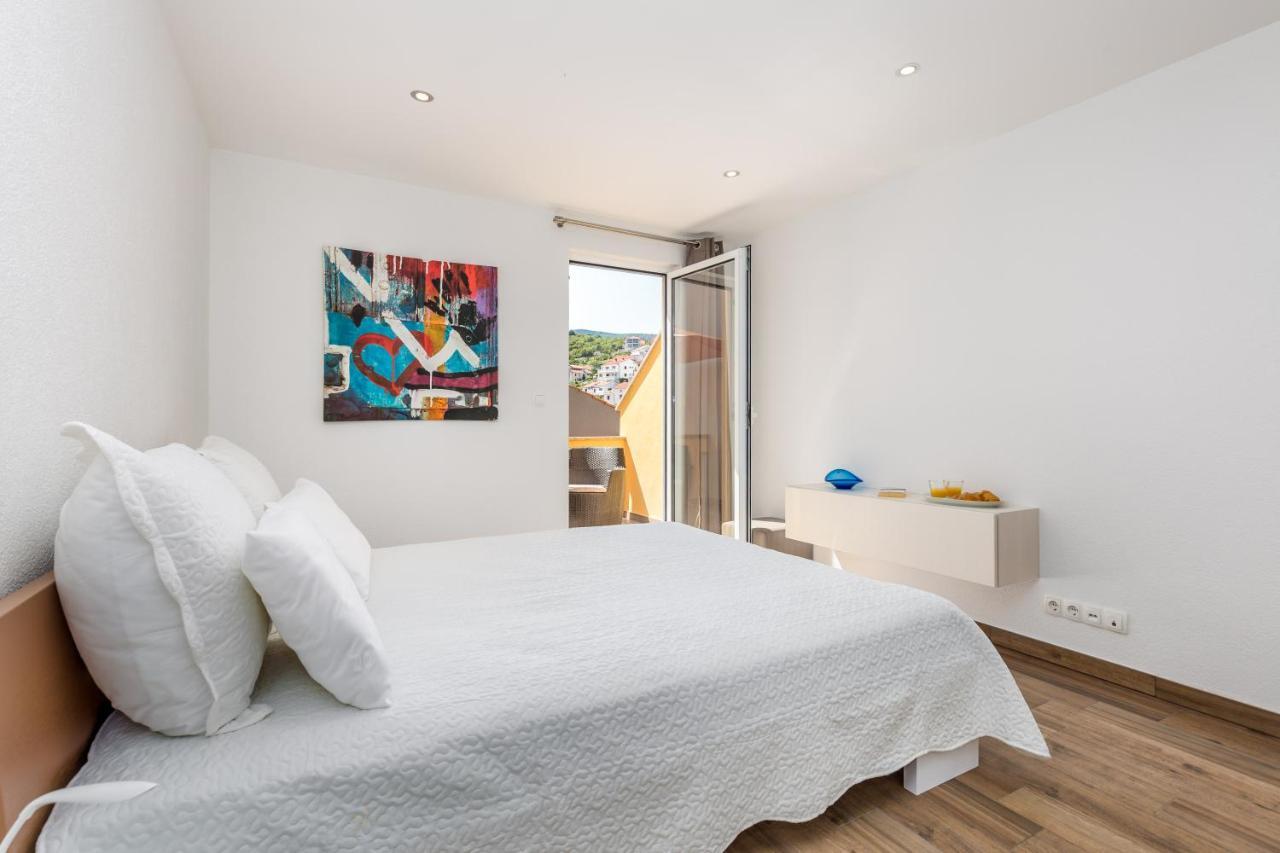 Tin 1 Apartment Vrbnik  Luaran gambar