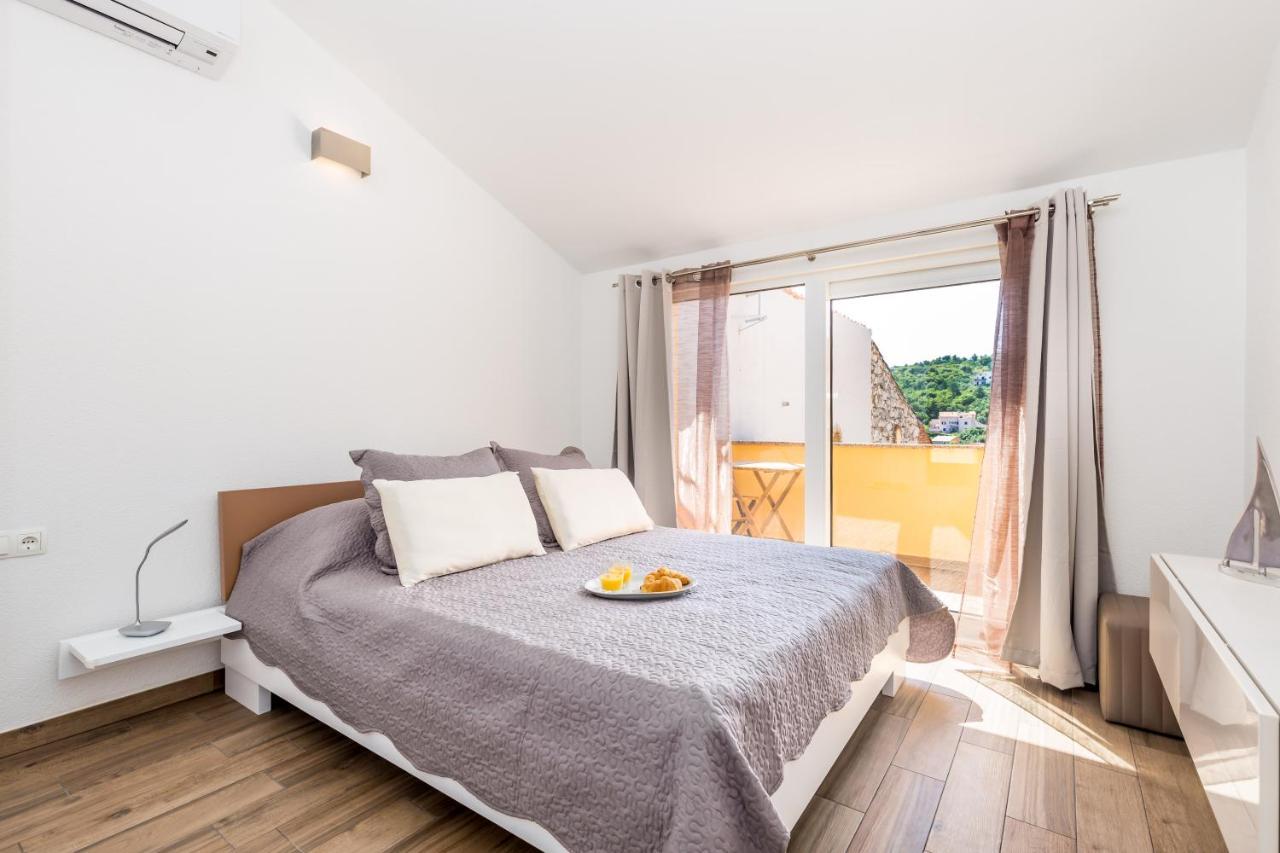 Tin 1 Apartment Vrbnik  Luaran gambar