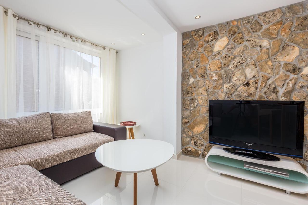 Tin 1 Apartment Vrbnik  Luaran gambar